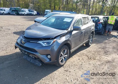 2018 Toyota Rav4 Xle из США, поврежденный, VIN 2T3RFREV4JW702222